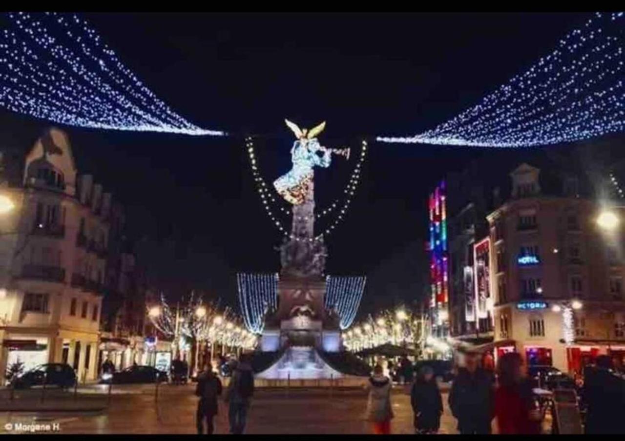 Reims Centre-Ville - 2 Chambres - 6 Personnes Au 1 Er Etage Ρενς Εξωτερικό φωτογραφία