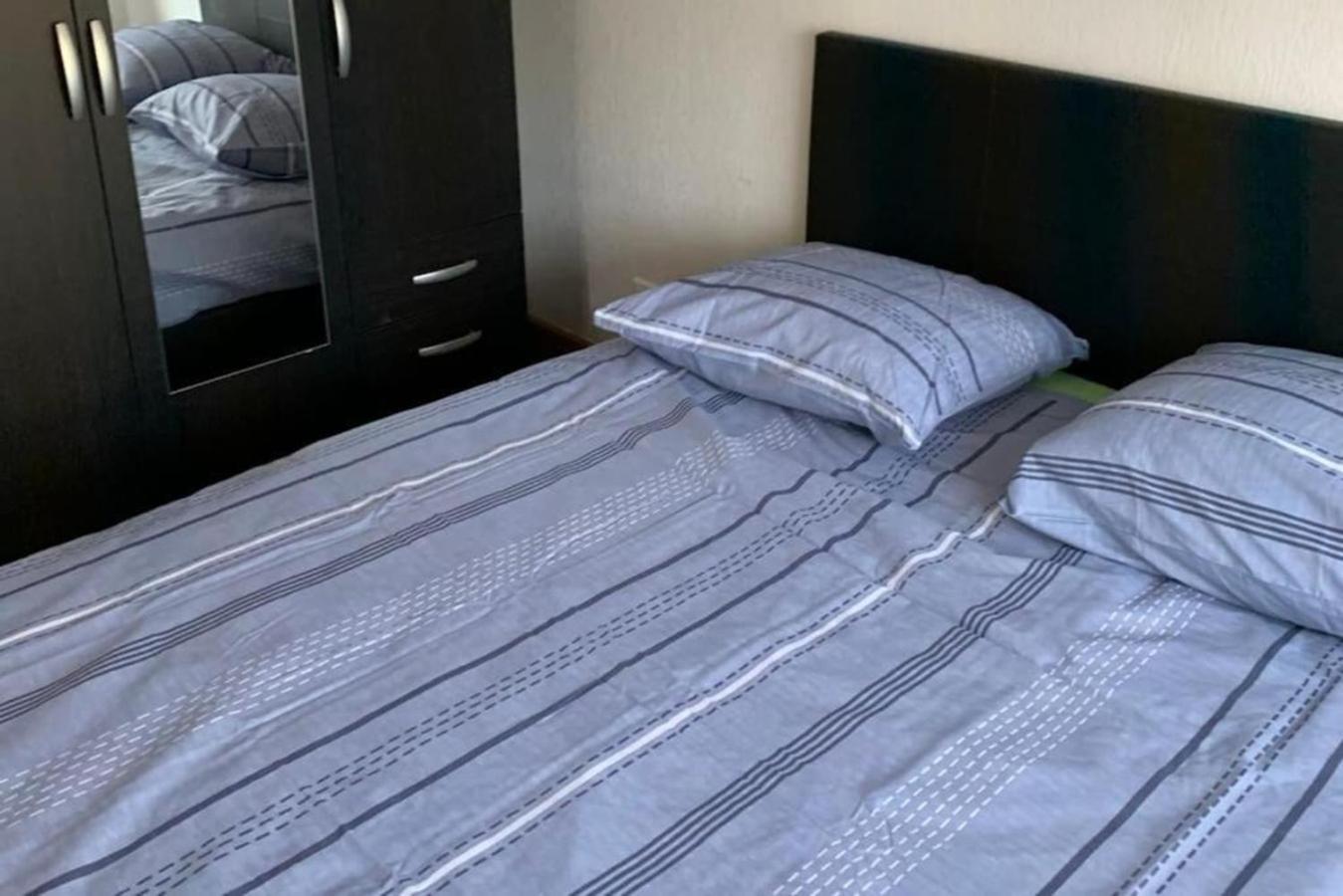 Reims Centre-Ville - 2 Chambres - 6 Personnes Au 1 Er Etage Ρενς Εξωτερικό φωτογραφία