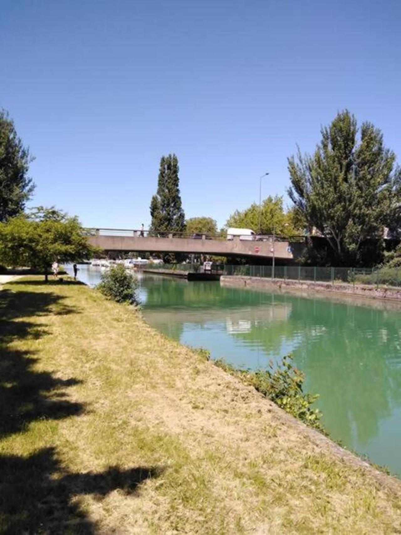 Reims Centre-Ville - 2 Chambres - 6 Personnes Au 1 Er Etage Ρενς Εξωτερικό φωτογραφία