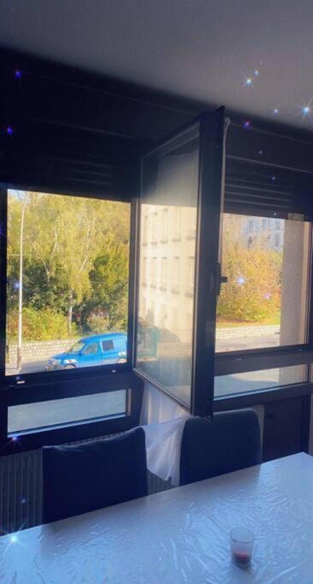 Reims Centre-Ville - 2 Chambres - 6 Personnes Au 1 Er Etage Ρενς Εξωτερικό φωτογραφία