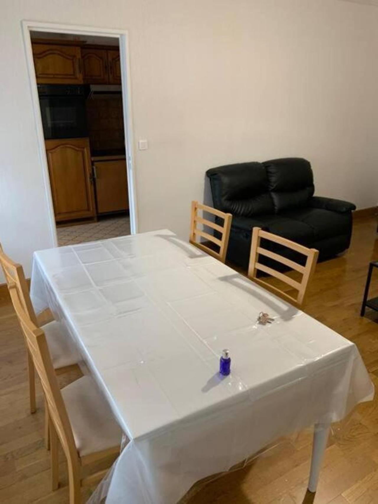 Reims Centre-Ville - 2 Chambres - 6 Personnes Au 1 Er Etage Ρενς Εξωτερικό φωτογραφία