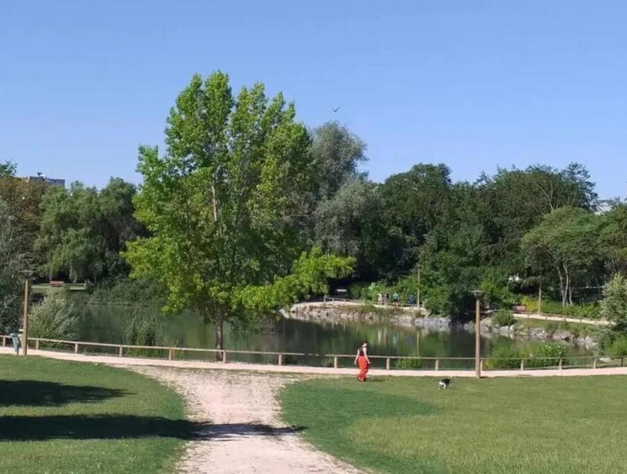 Reims Centre-Ville - 2 Chambres - 6 Personnes Au 1 Er Etage Ρενς Εξωτερικό φωτογραφία