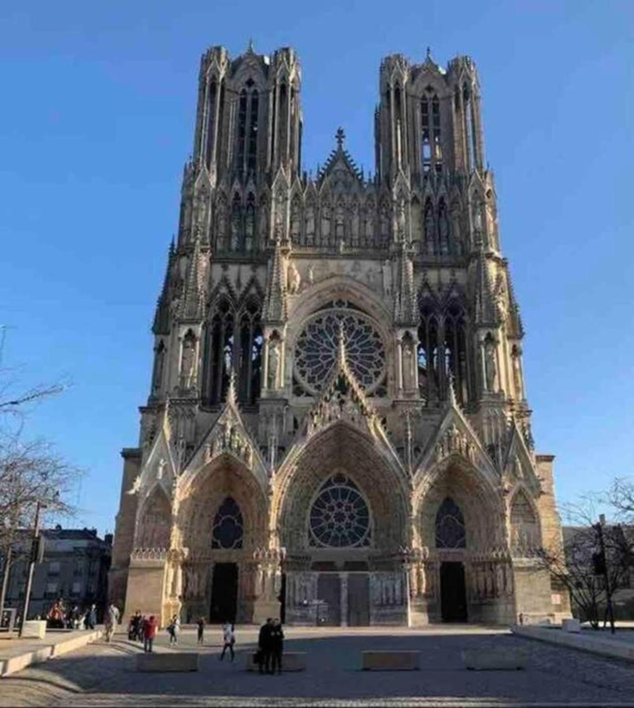 Reims Centre-Ville - 2 Chambres - 6 Personnes Au 1 Er Etage Ρενς Εξωτερικό φωτογραφία