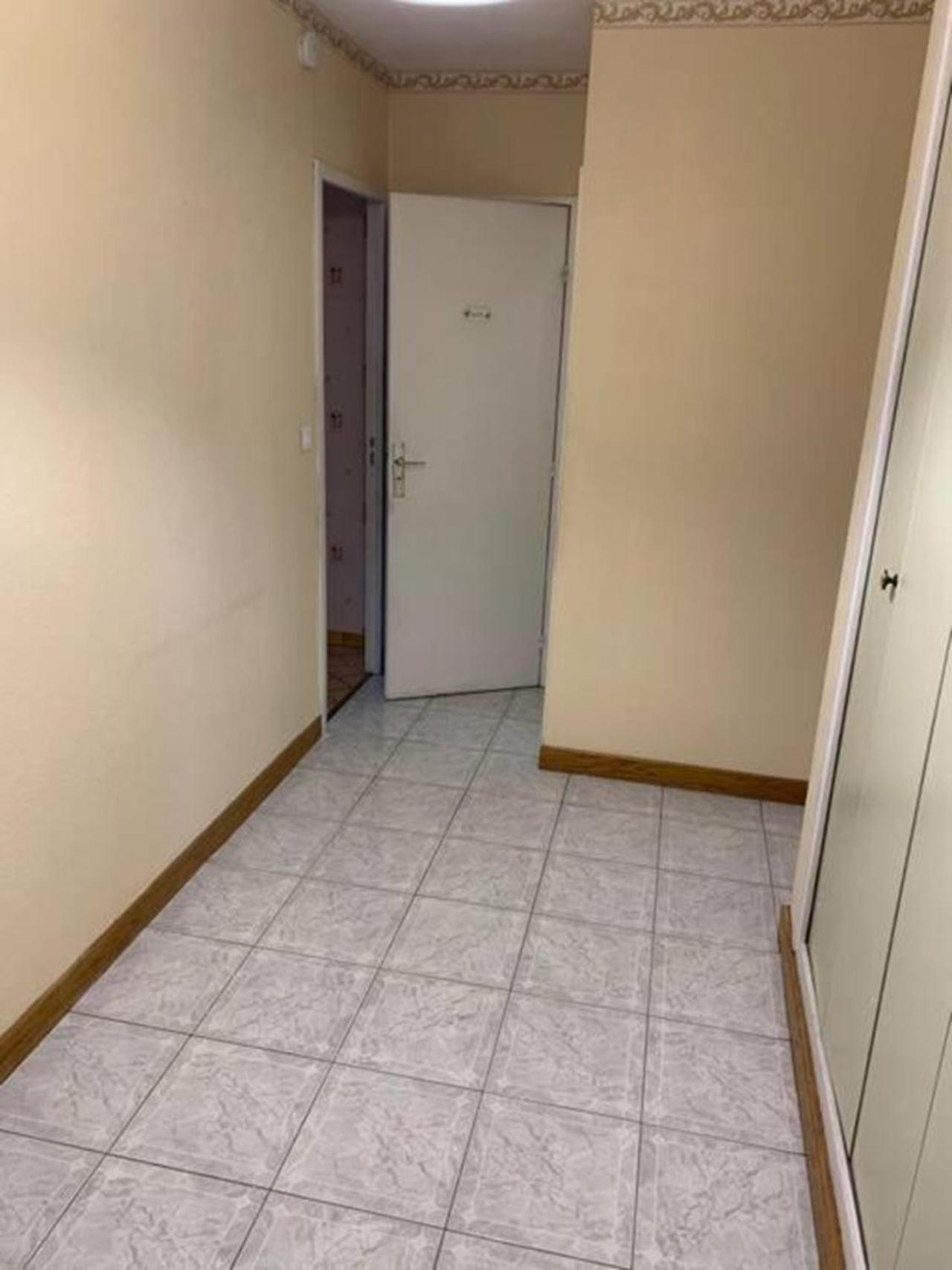 Reims Centre-Ville - 2 Chambres - 6 Personnes Au 1 Er Etage Ρενς Εξωτερικό φωτογραφία